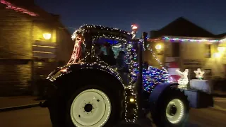Défilé de tracteurs illuminés noël 2023 - Bretagne nord