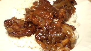 Delicious Smothered Liver And Onions Recipe: How to Make Liver Onions & Gravy