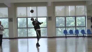 Giannis Antetokounmpo Shows Off His Soccer Juggling Skills