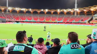 Brisbane Heat Fans At Metricon Stadium In the BBL | Canon M6ii with 22mm f2