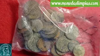 Lote de monedas romana y limpieza.