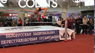 Юниорский рекорд Европы в помещении в исполнении Ярославы Магучих - 1.96м