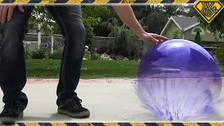 What happens if you fill a Balloon with Liquid Nitrogen?