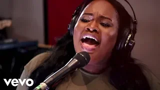 Tasha Cobbs Leonard - Your Spirit ft. Kierra Sheard (Official Video)