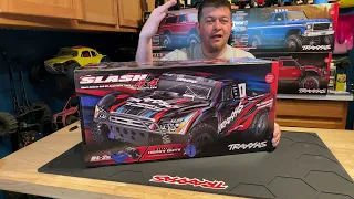 New Traxxas ​⁠Slash 4X4 With BL-2s BrushlessPower System unbox and first drive