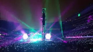 Coldplay Rain Finale Sky Full of Stars - Chicago IL 7/23/2016