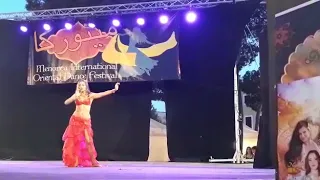 Alana Hessa performing Faqqarouni (Nesma Production´s short version)