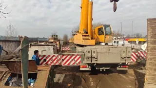 как двухсот тонный кран LIEBHERR LTM 1200 5.1 работал за 100 тонн