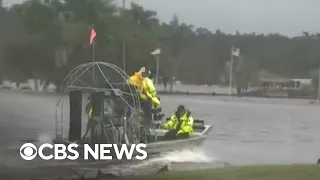 Hurricane Ian leaves most of Fort Myers, Florida without water and power