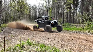 Maverick X3 Turbo goes 90 mph down Forest Trails!