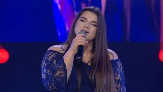 KENGE MOJ - Nata e serenatave | Rrokullisni kadet - Sara Bajraktari - Show - Vizion Plus