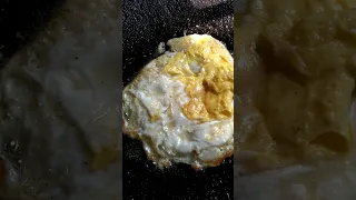 The world's best egg poach। #SHORTS #short #shortsfeed #trendingshorts #youtubeshorts