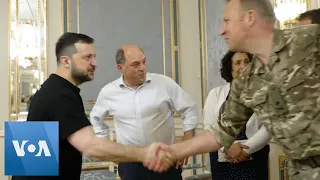 Zelenskyy Meets British Defense Minister in Kyiv