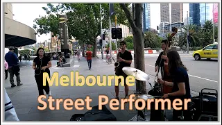 Melbourne Street Performer at Flinders Street Station