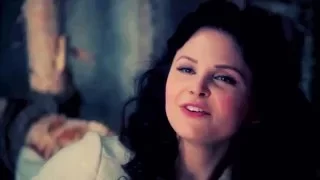 Red | Snow & Charming