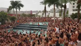 Armin van Buuren Blah Blah pool party