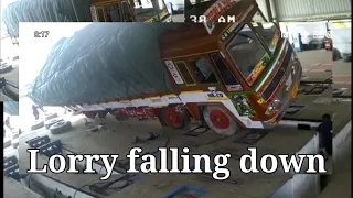 Lorry falling down..