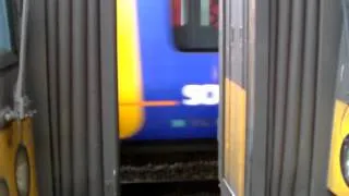 SouthWest Class 450 coupling at Guildford 23/03/2016