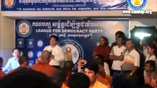 Yem Ponharith vs LDP youth at Khem Veasna Office Part 2