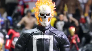 [Unusual Unboxing ] Hot Toys- AOS 1/6th  Scale "Ghost Rider"