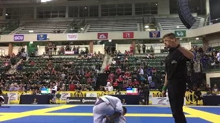 SemiFinal match (LIGHTFEATHER) at Chicago IO IBJJF 2017