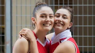 Pilih mana antara Zehra Gunes atau Hande Baladin? | Beauty Volleyball Player