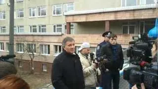 2_07.04. Благовещение под ЦКБ и массовка СМИ - помашите Юле ручкой