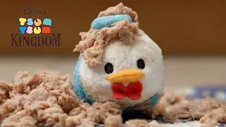 Goofy Plush Runs from Crazy Cat 2016 Disney Tsum Tsum Kingdom Short Film
