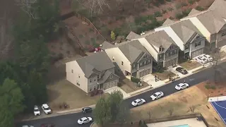 Police investigate deadly double shooting in Gwinnett - raw aerials