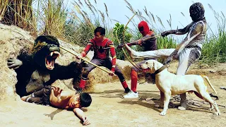 3 Brave Superheros Spider-Man and Pitbull Dog Rescue Hunter From Giant Gorilla Monster
