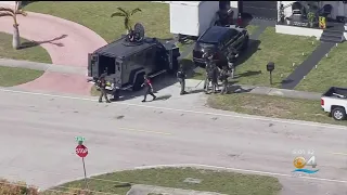 Police pursuit through Hialeah ends in SWAT standoff, man in custody