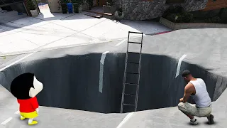 Franklin Found A Big Hole Outside Franklin House In GTA 5