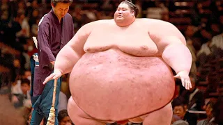 This is What The Biggest Sumo Wrestler In The World Is Capable Of