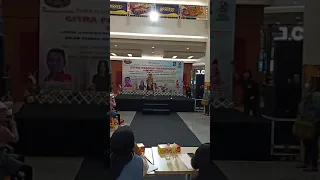 Fashion Show Baju Daerah Kalimantan Timur (Dayak). Juara 3