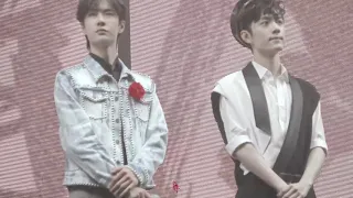 [Fancam | 191101] Wang Yibo ♡ Xiao Zhan - Concert《The Untamed》in NanJing