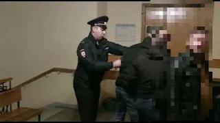 В Ленинградской области оперативниками задержана криминальная пара опытных автоворов