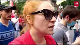Не знаю Авакова: фанатка Шарія осоромилась на мітингу в центрі Києва