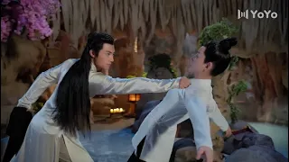 【Full Movie Version】传闻万千美女仰慕的将军不近女色，当他爱上近身侍卫竟发现“他”是个绝色女子  🥰 中国电视剧