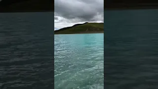 Озеро Манасаровар. The Manasarovar lake.