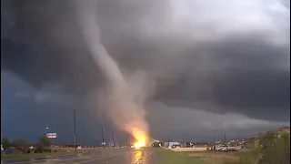 Tornado in Andover, Kansas, 4/29/2022 (Motion-Tracked)