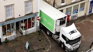 Crazy Biggest Truck Driving Skills On Extreme Road - Incredible Truck Stuck On Mountain Road