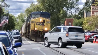 Car Pulls In Front Of Street Running Train! Street Running Trains With DPU, LaGrange Kentucky Trains