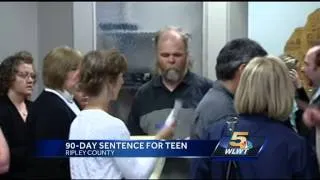 Teen pleads guilty for crash that killed classmates