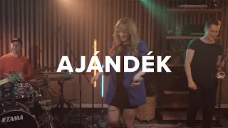 Paulina Ajándék • Petőfi LIVE!