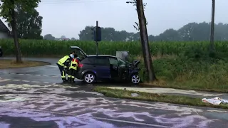 Schwerer Unfall mit Multibus in Heinsberg Kempen