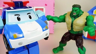 Hulk vs Robocar Poli car toys escape from the cage