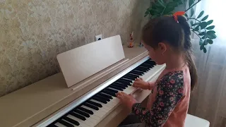 Играет на пианино Вальс собачек