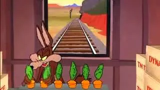 Wile E Coyote & Freight Train.flv