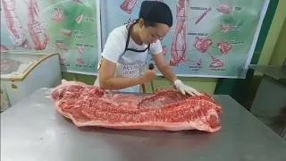 LADY BUTCHER / DEBONER / MEAT CUTTER : JEAN BARCELONA MOLINA