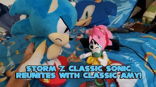 Sonic Plush: Storm Z Classic Sonic Reunites With Classic Amy!